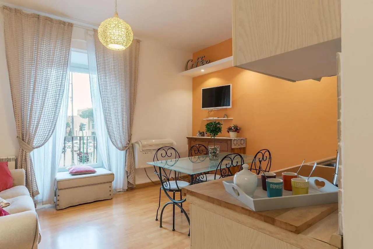 Lovely Flat San Giovanni Rome